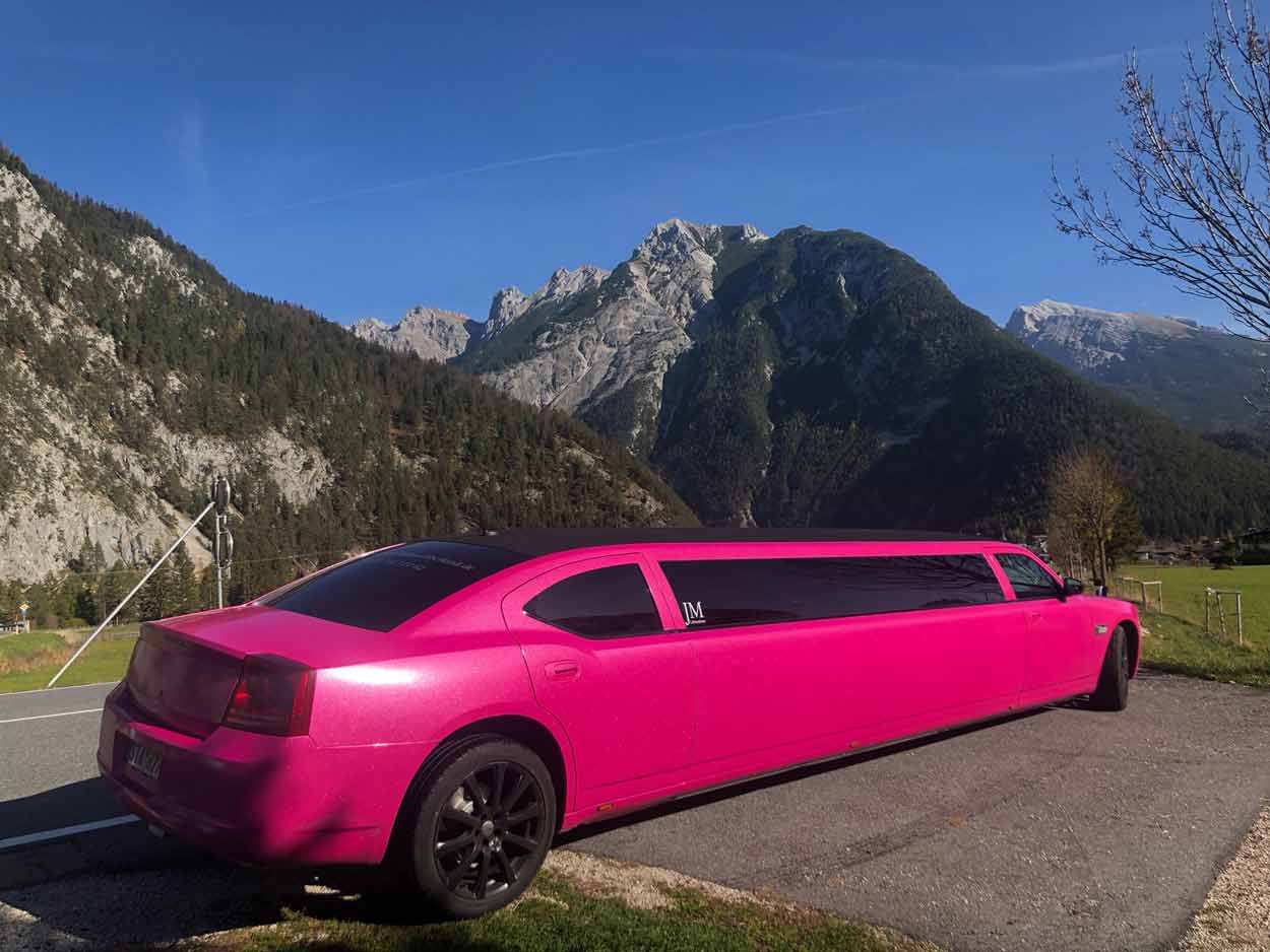 Stretchlimo-Oberland Glitzer Pinke Limousine